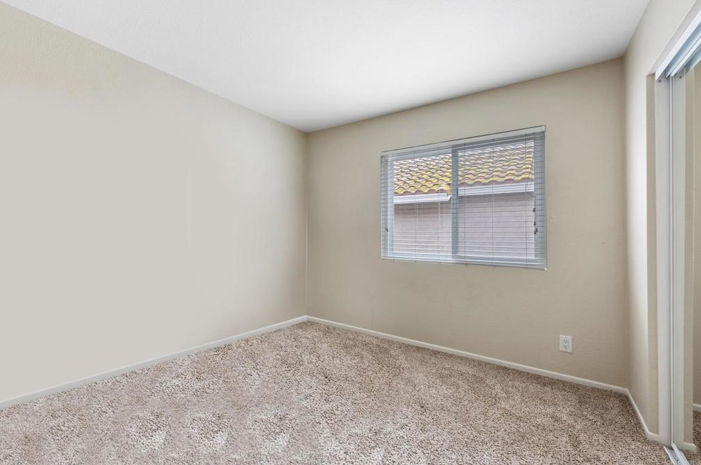 39361 San Thomas Ct, Murrieta CA  92562-4537 exterior