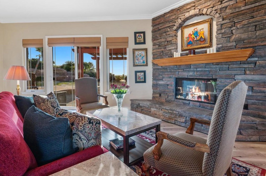 2974 Sumac Rd, Fallbrook CA  92028-8704 exterior