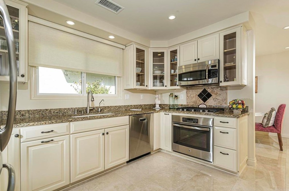 6157 Paseo Delicias, Rancho Santa Fe CA  92067 exterior