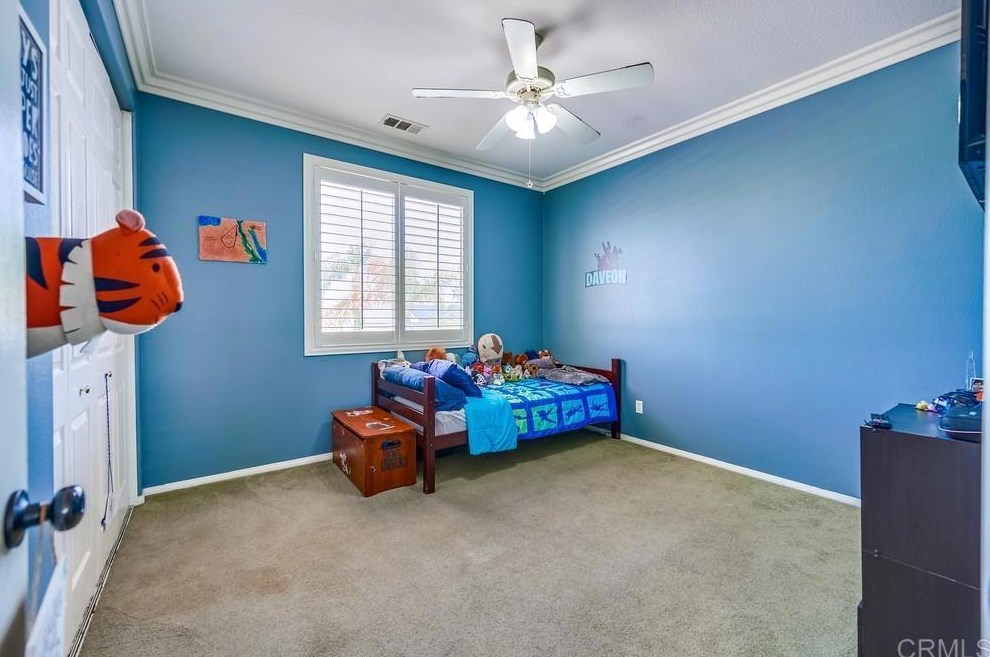 26574 Evergreen Ave, Murrieta CA  92563-4044 exterior