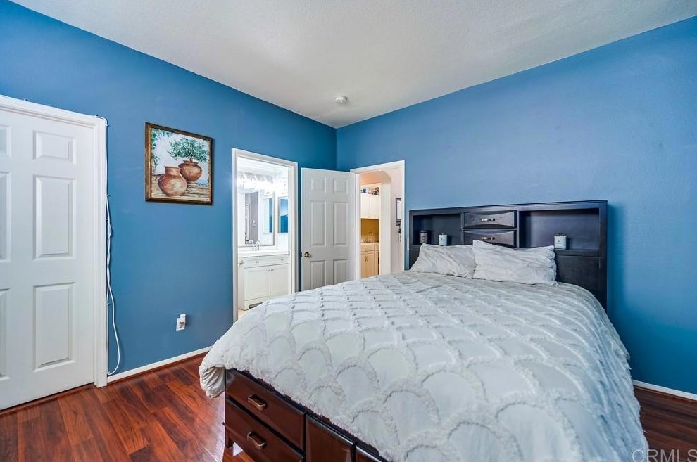 26574 Evergreen Ave, Murrieta CA  92563-4044 exterior