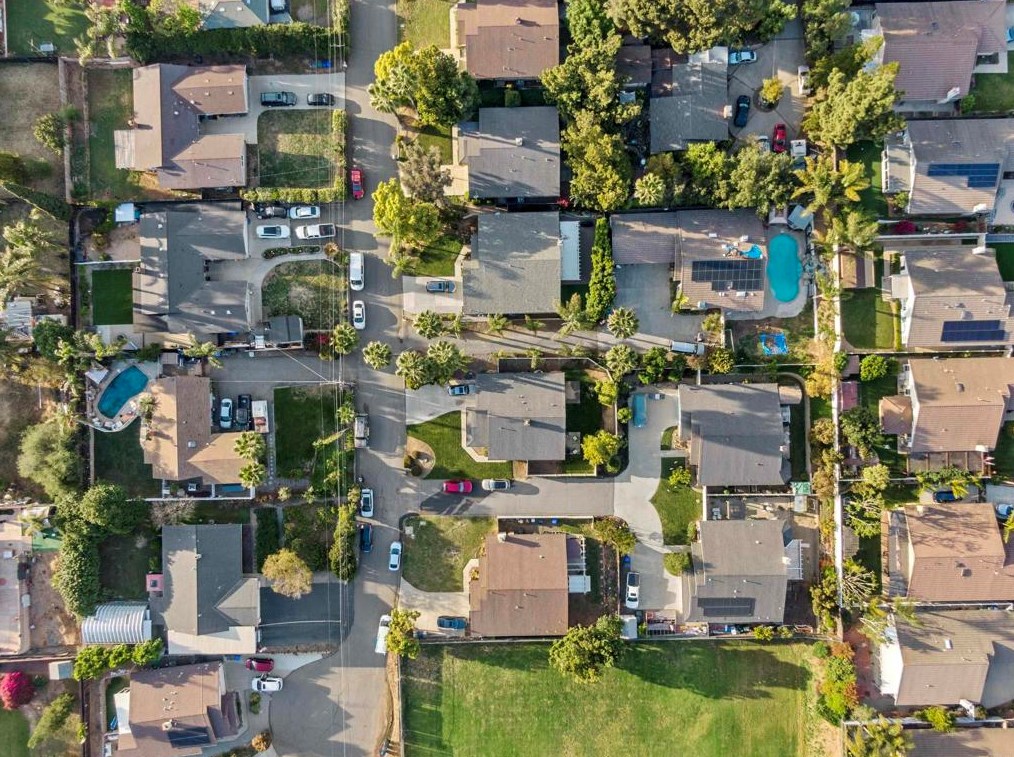 138 Shelby Ln, Fallbrook CA  92028-2723 exterior