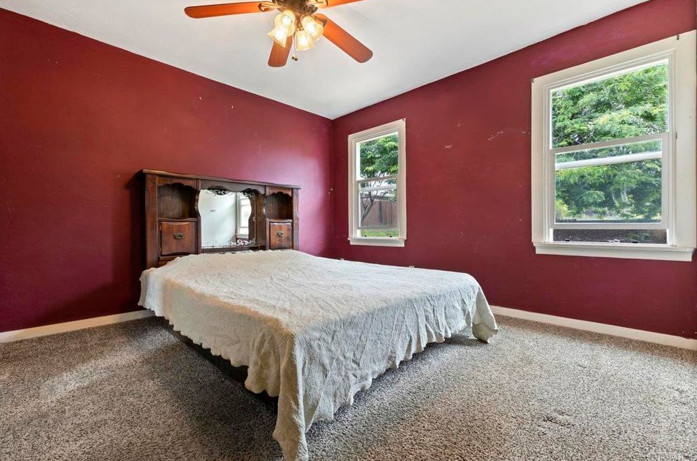 241 13th Ave, Escondido CA 92025-5707 exterior