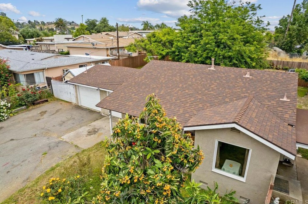 241 13th Ave, Escondido CA 92025-5707 exterior