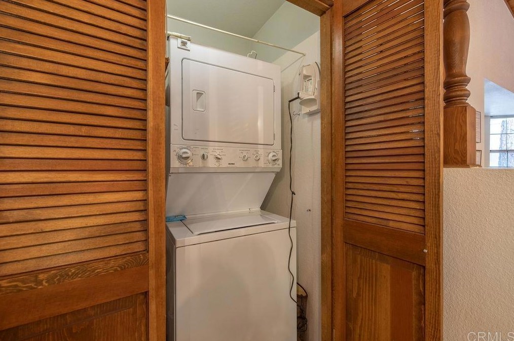 552 Division Dr, Big Bear City CA  92314-9649 exterior