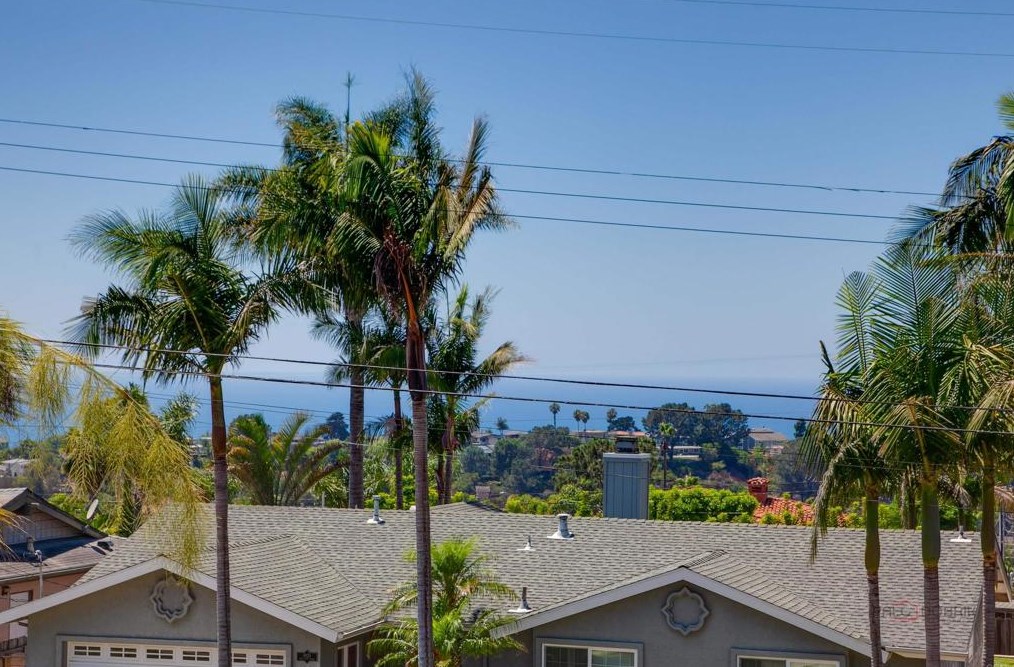 1915 Park Crest Dr, Cardiff by the Sea, CA 92007