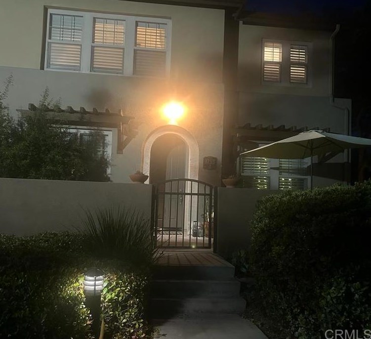 1753 Cripple Creek Dr, Chula Vista CA  91915-2383 exterior