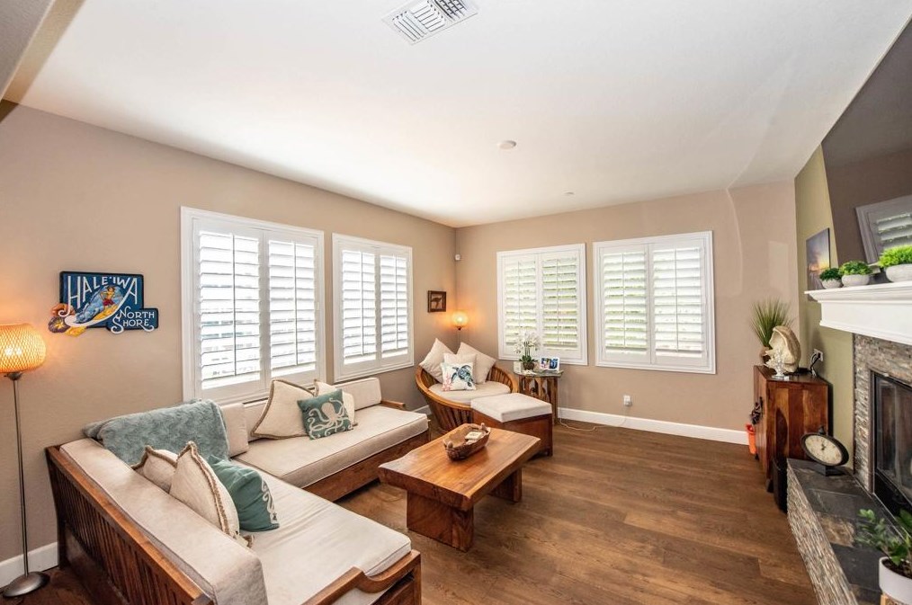 2589 Honeybell Ln, Escondido CA  92027-1847 exterior