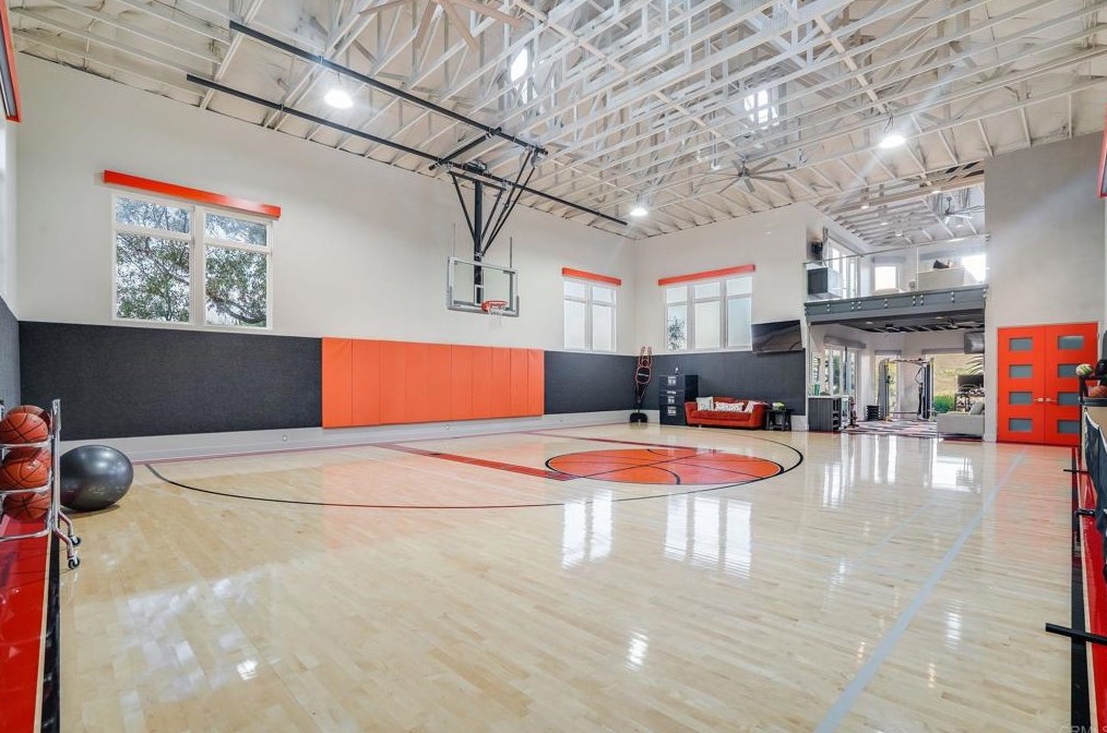 15835 El Camino Entrada, Poway CA  92064-2161 exterior