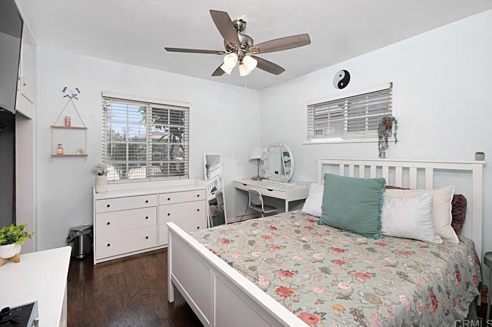 880 Ash Ave, Chula Vista CA 91910-5320 exterior