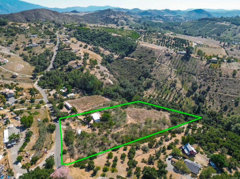 11155 San Antonio Way, Valley Center, CA 92082