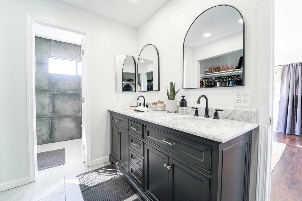 1344 Top Rail Ln, Escondido CA  92027-4407 exterior