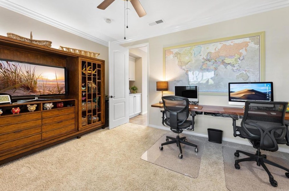 207 Clayton Parkinson Ct, Fallbrook CA  92028-2608 exterior