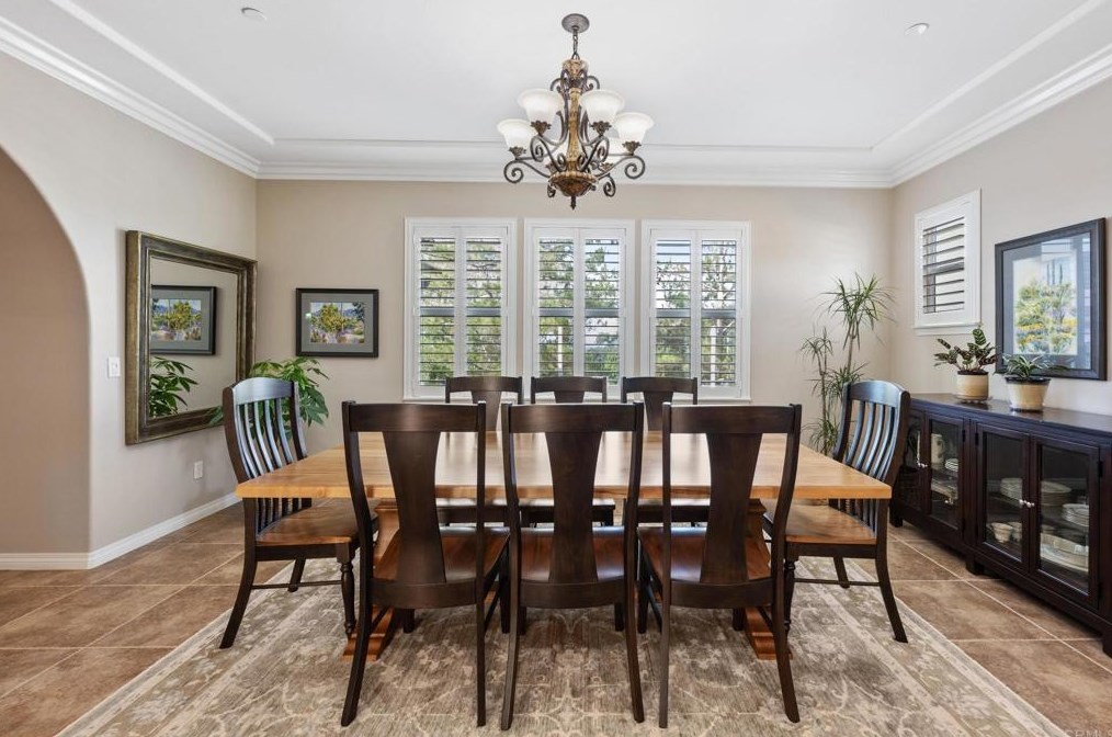 207 Clayton Parkinson Ct, Fallbrook CA  92028-2608 exterior