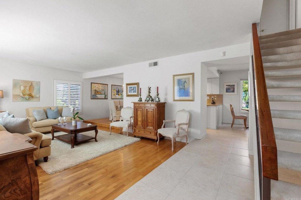 2210 Valley Rd, Oceanside, CA 92056