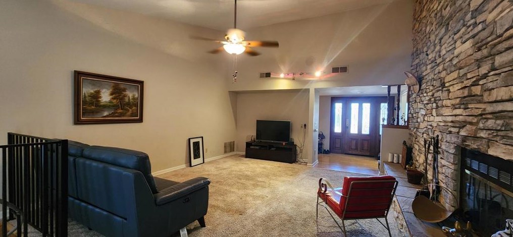 27430 Columbia St, Hemet CA  92544-8162 exterior