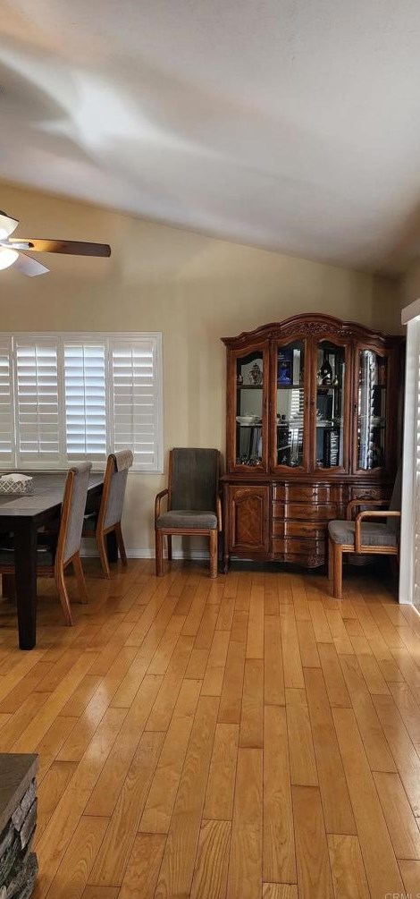 27430 Columbia St, Hemet CA  92544-8162 exterior