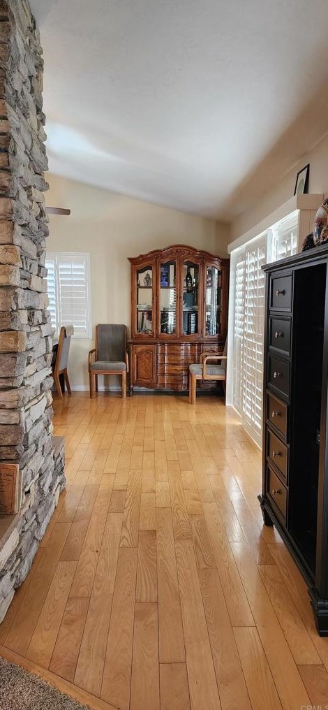 27430 Columbia St, Hemet CA  92544-8162 exterior