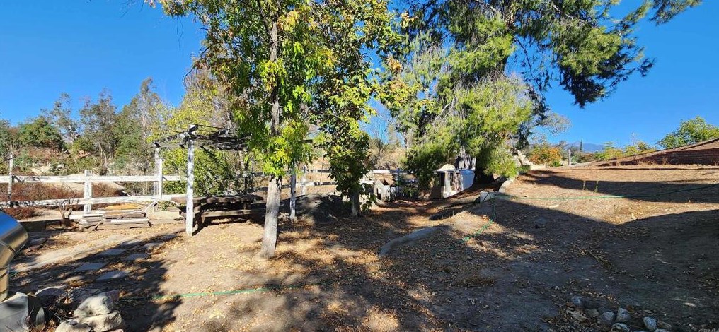 27430 Columbia St, Hemet CA  92544-8162 exterior