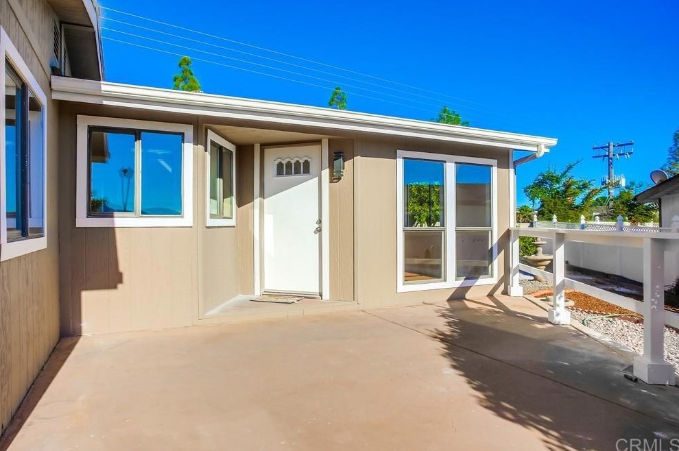 1654 Lotus Gln, Escondido CA  92026-1847 exterior