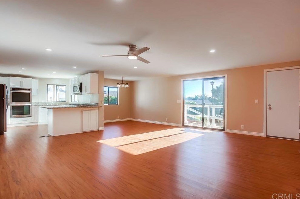 1654 Lotus Gln, Escondido CA  92026-1847 exterior