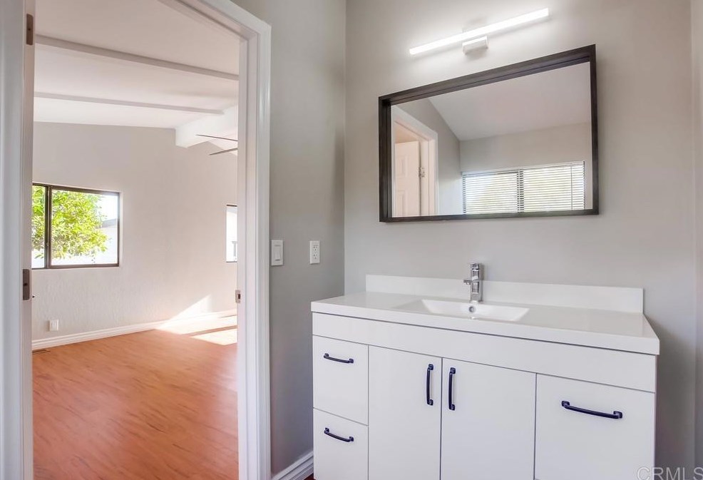 1654 Lotus Gln, Escondido CA  92026-1847 exterior