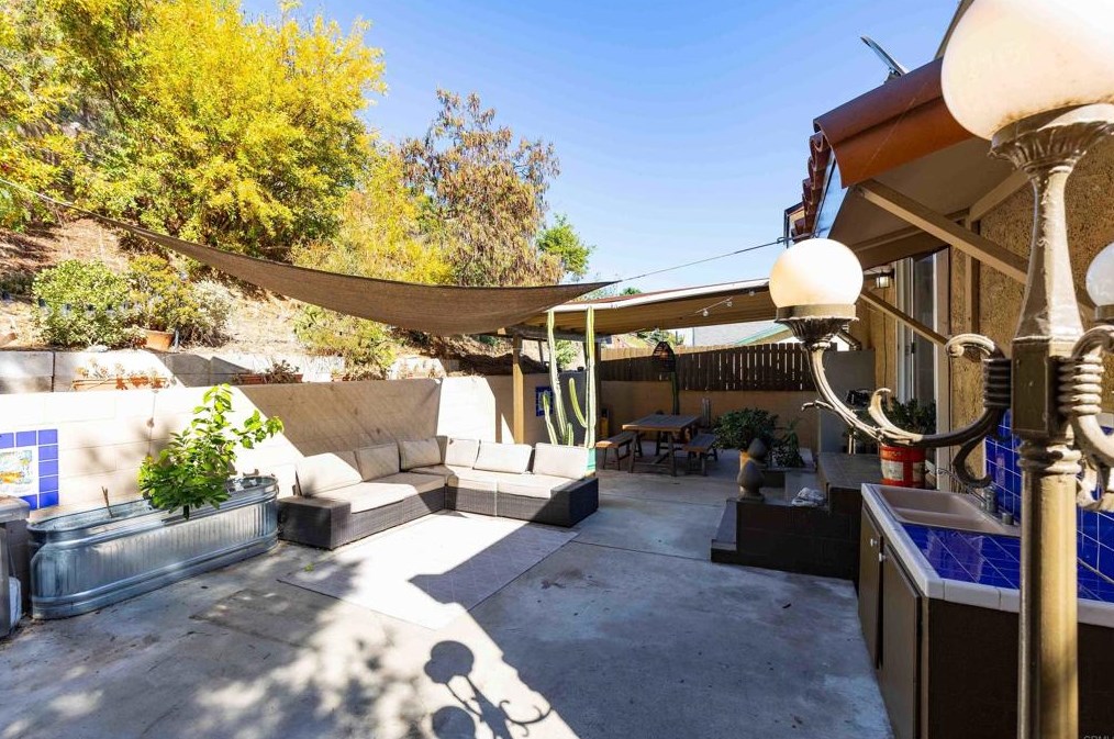 4917 Ithaca Ave, Los Angeles CA  90032-3310 exterior
