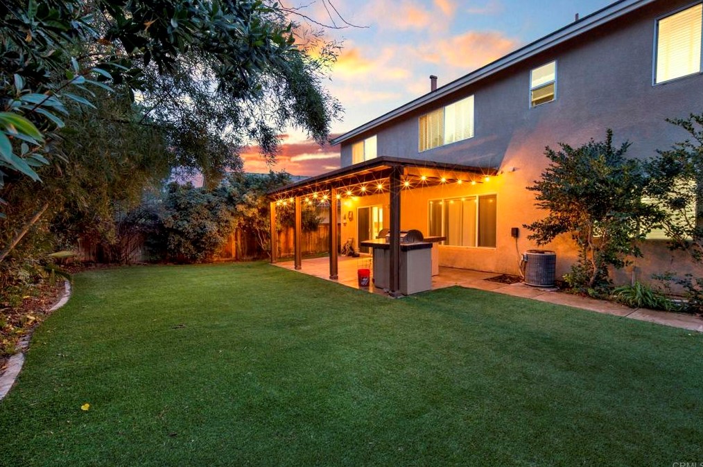 32180 Camino Herencia, Temecula CA  92592-3852 exterior