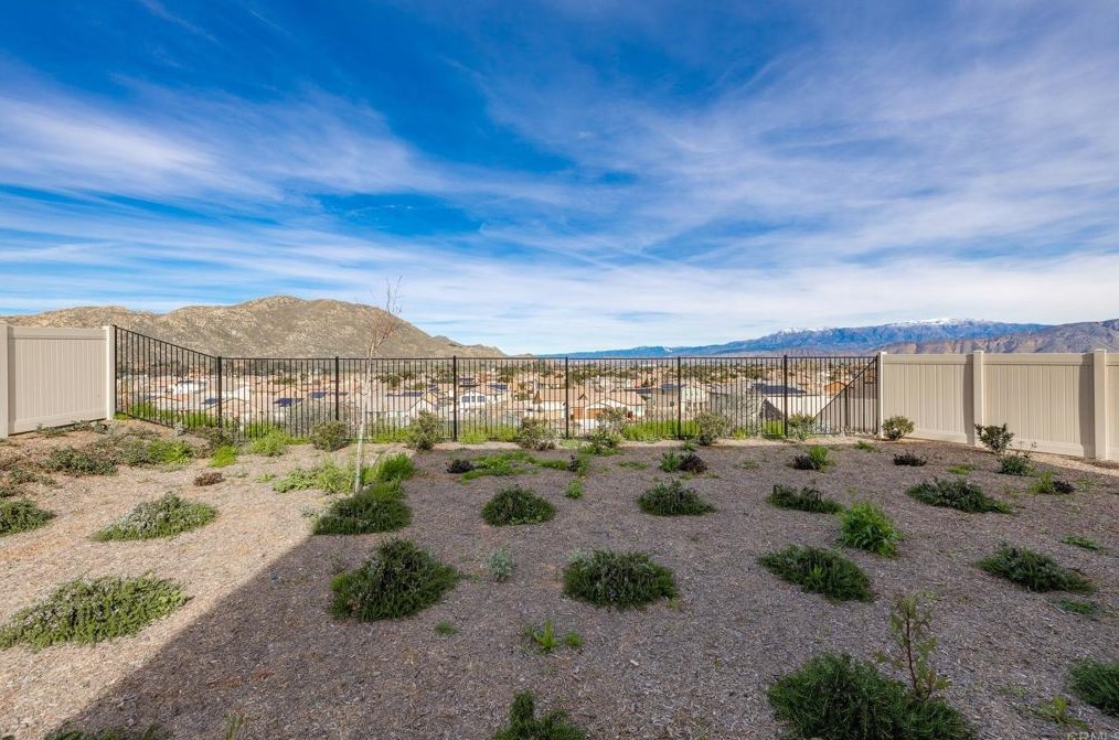 5384 Viewstone Ct, Hemet CA  92545 exterior