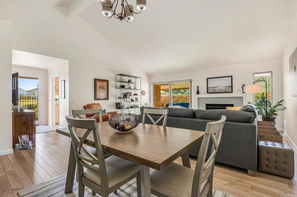 4315 Diegos Ct, Fallbrook CA  92028-9243 exterior