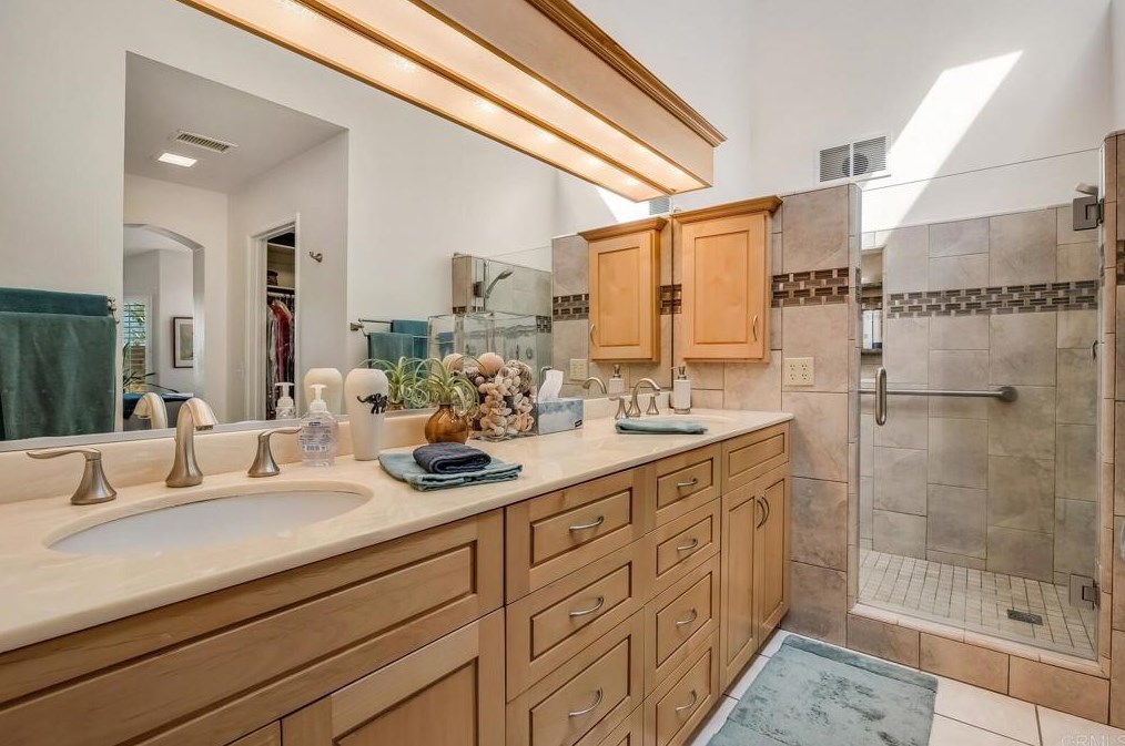 4315 Diegos Ct, Fallbrook CA  92028-9243 exterior
