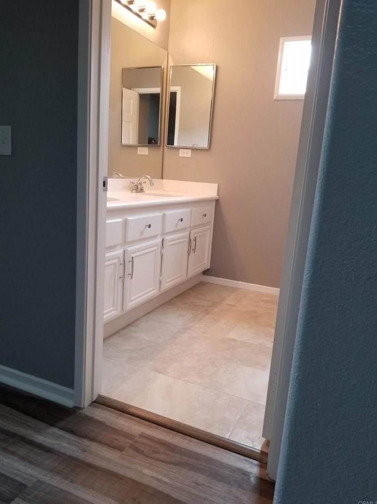 5185 Mendip St, Oceanside CA  92057-1846 exterior