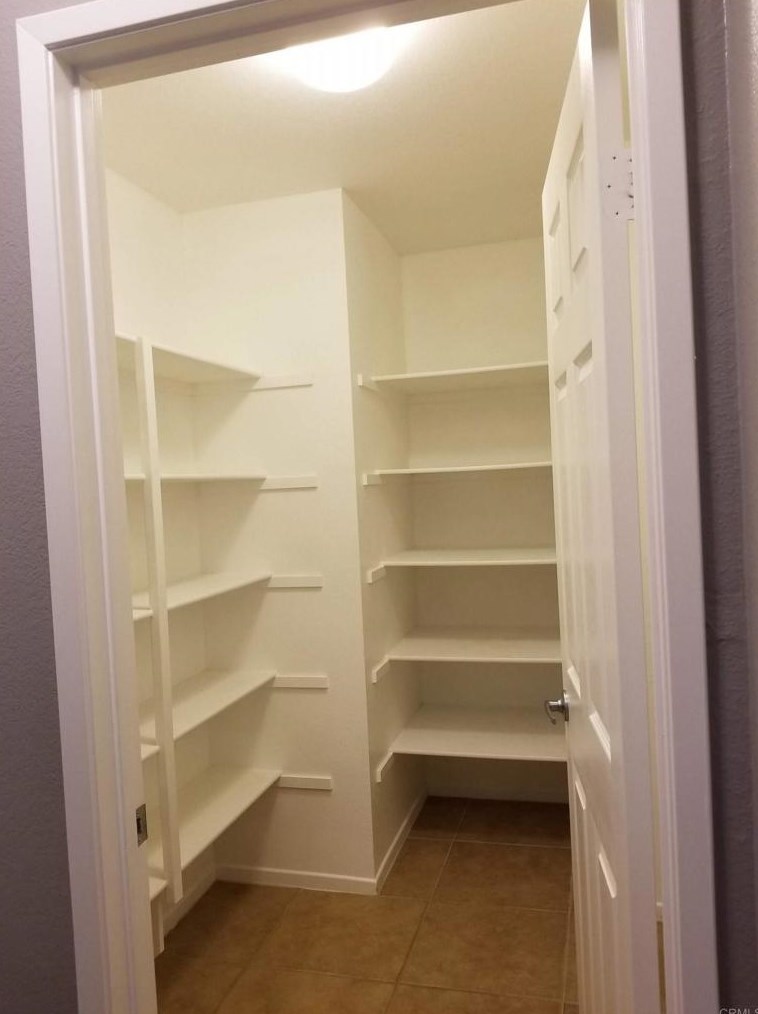 5185 Mendip St, Oceanside CA  92057-1846 exterior