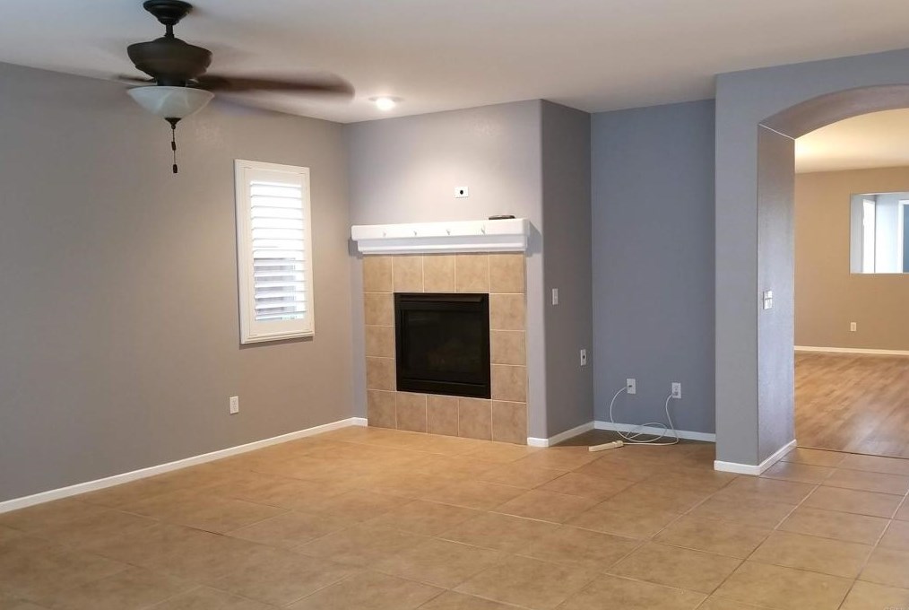 5185 Mendip St, Oceanside CA  92057-1846 exterior