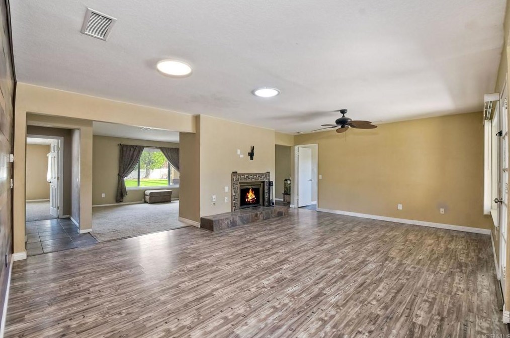 22287 Black Beauty Trl, Wildomar CA  92595-8011 exterior