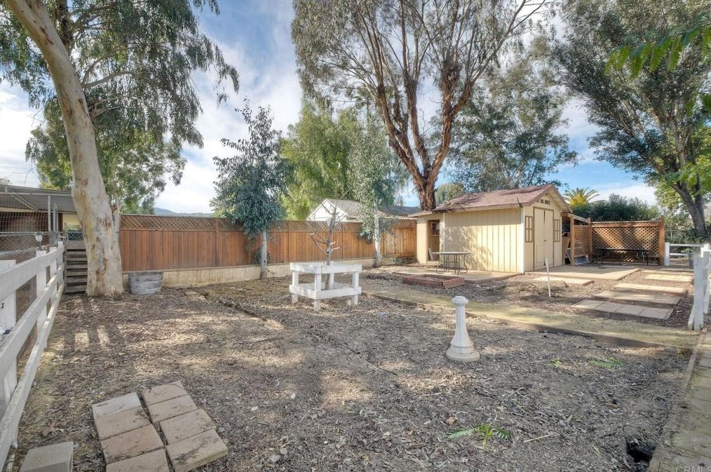 22287 Black Beauty Trl, Wildomar CA  92595-8011 exterior