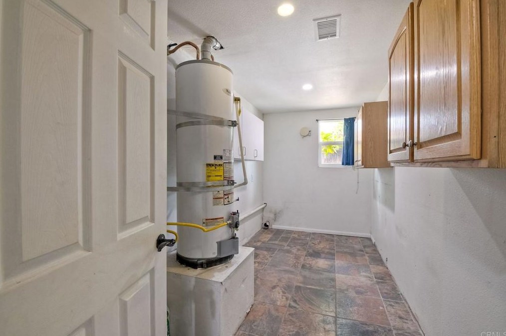 22287 Black Beauty Trl, Wildomar CA  92595-8011 exterior