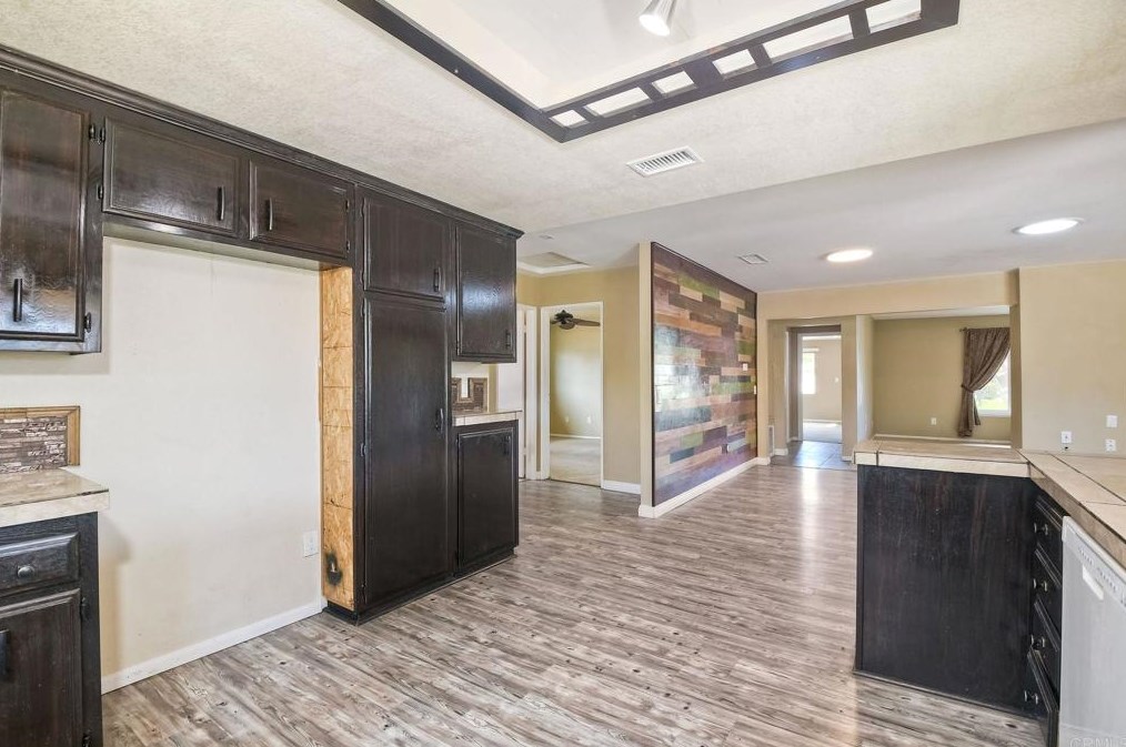 22287 Black Beauty Trl, Wildomar CA  92595-8011 exterior