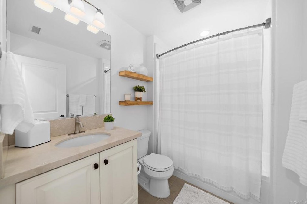 8542 Kristen View Ct, San Diego CA  92127-6118 exterior