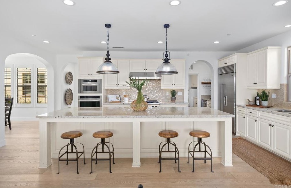 8542 Kristen View Ct, San Diego CA  92127-6118 exterior