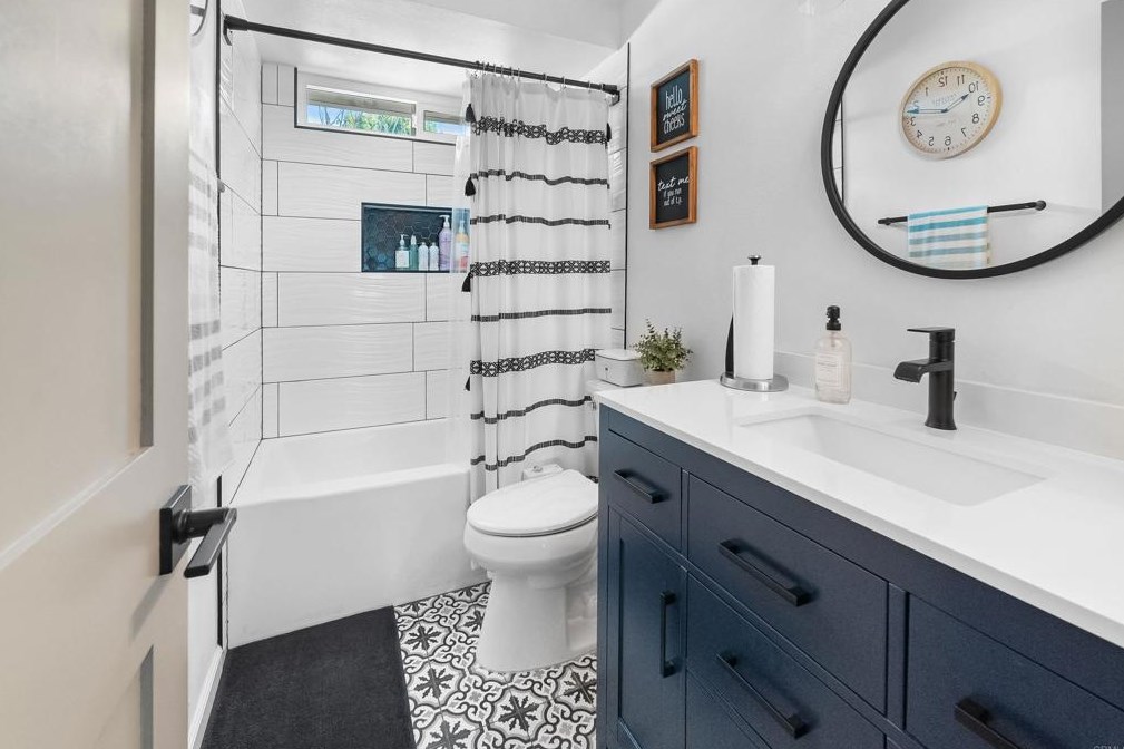 43105 Agena St, Temecula CA  92592-3295 exterior