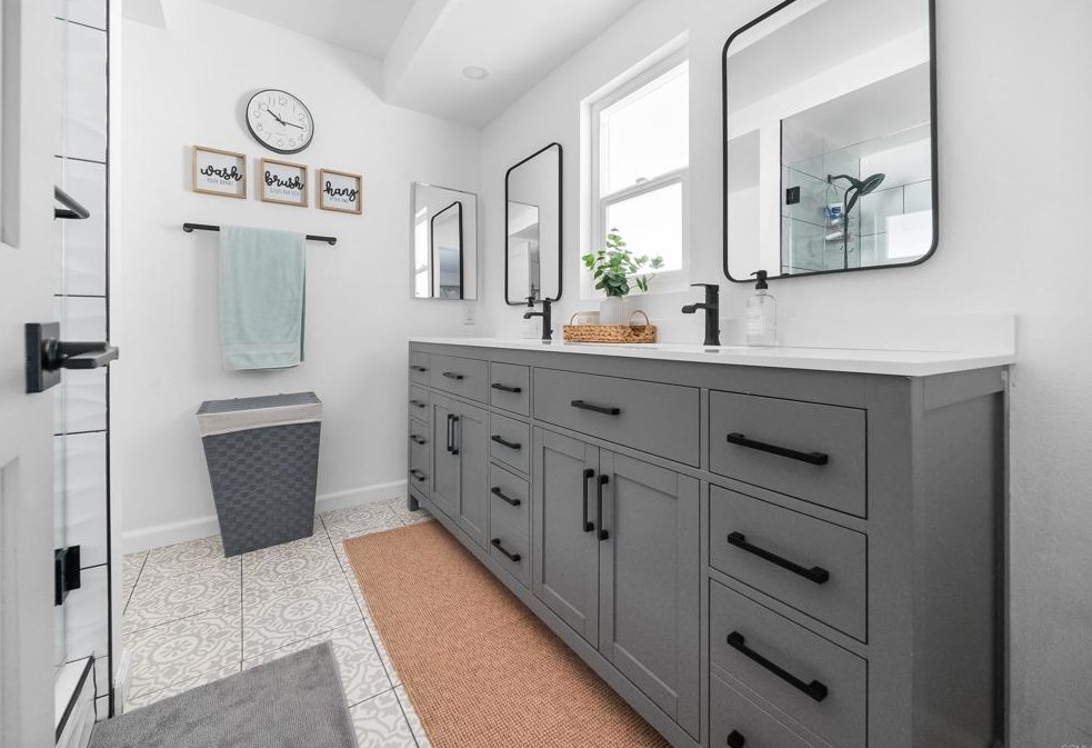 43105 Agena St, Temecula CA  92592-3295 exterior