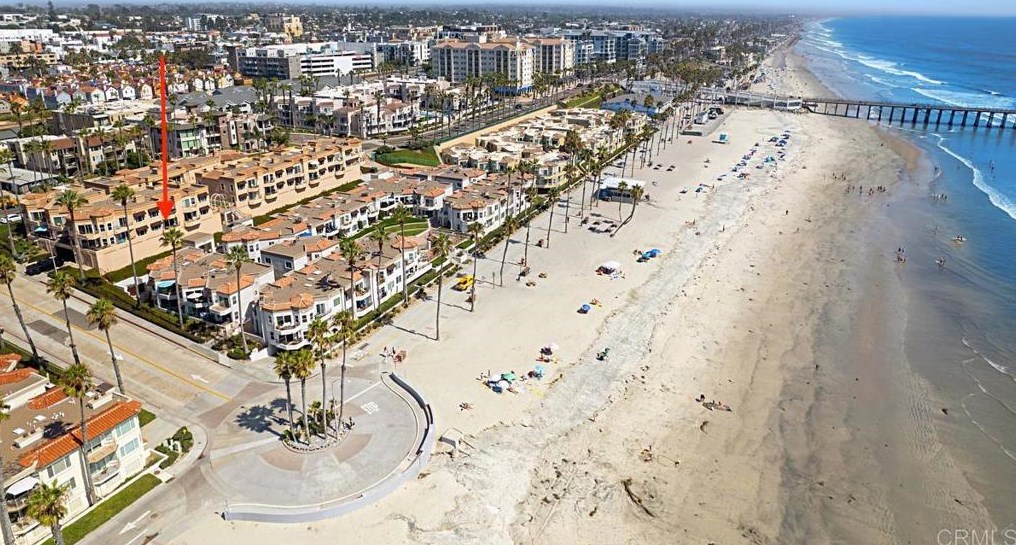 501 Pacific St, Oceanside CA  92054-1905 exterior