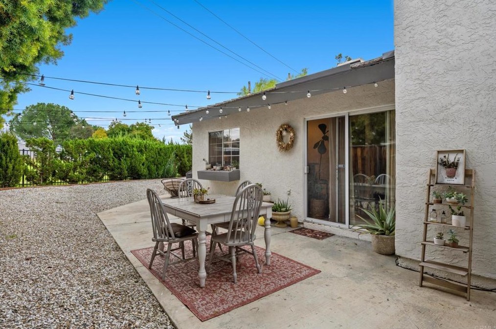 41918 Kaffirboom Ct, Temecula CA  92591-3816 exterior