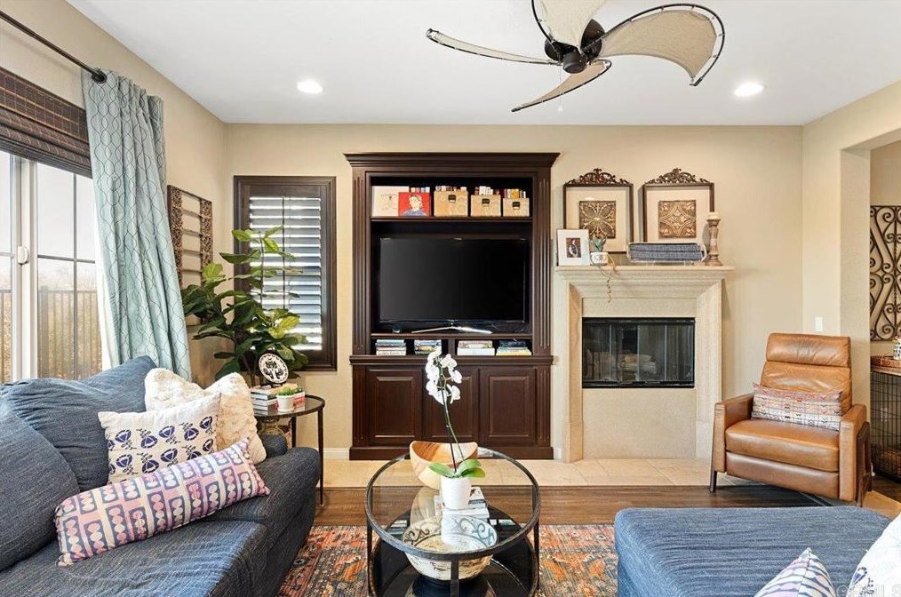 8408 Christopher Ridge Ter, San Diego CA 92127-6143 exterior