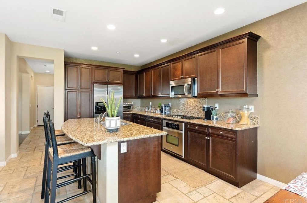 8408 Christopher Ridge Ter, San Diego CA 92127-6143 exterior