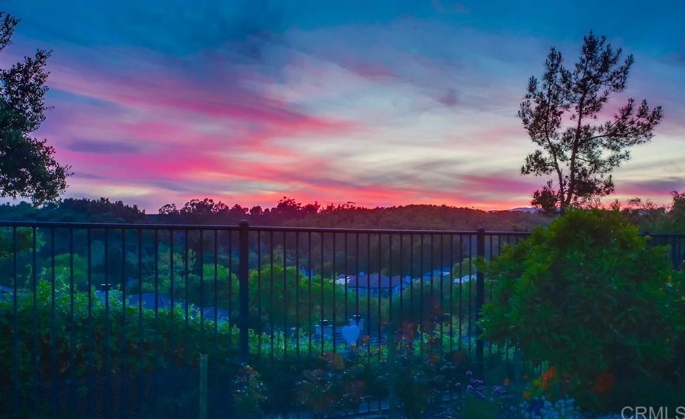 2187 Kirkcaldy Rd, Fallbrook CA  92028-5407 exterior