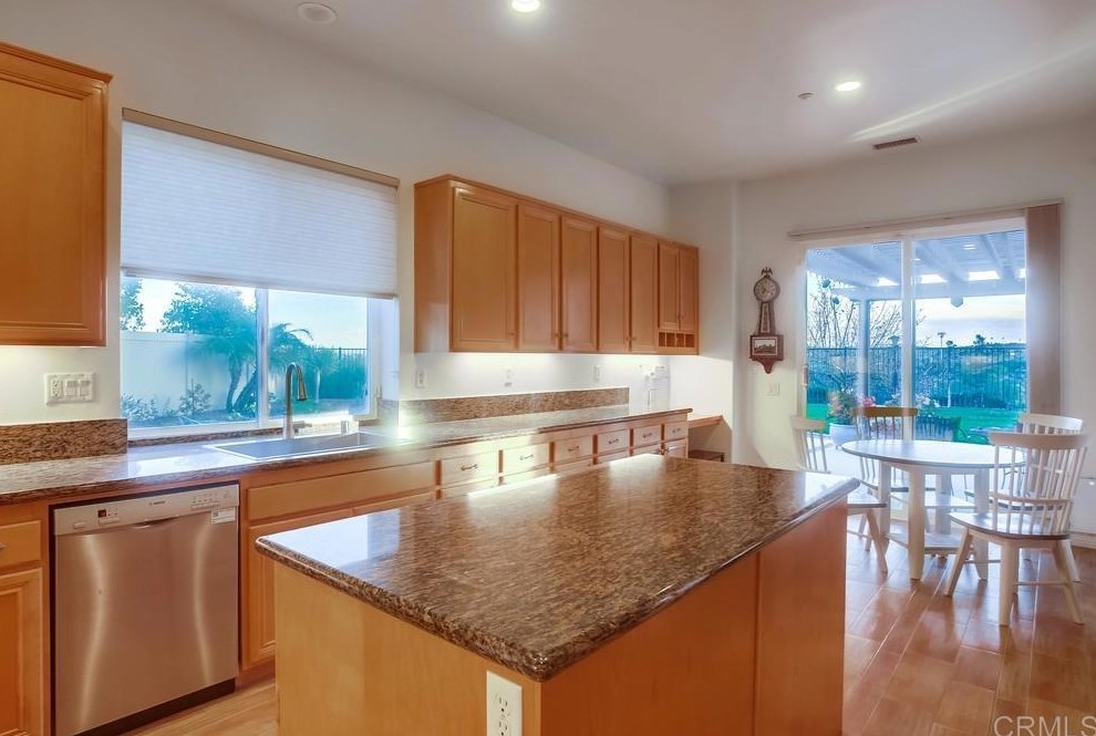 2187 Kirkcaldy Rd, Fallbrook CA  92028-5407 exterior