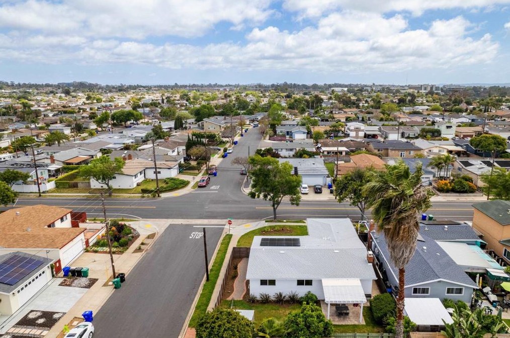 7188 Batista St, San Diego CA  92111-3434 exterior