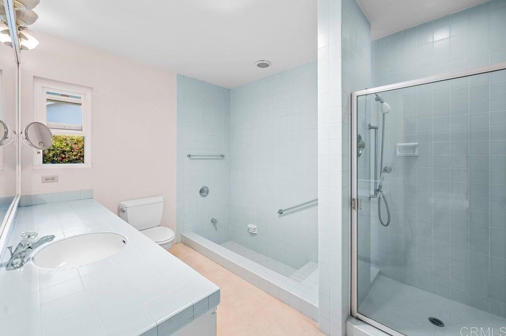 17930 Mirasol Dr, San Diego CA 92128-1222 exterior